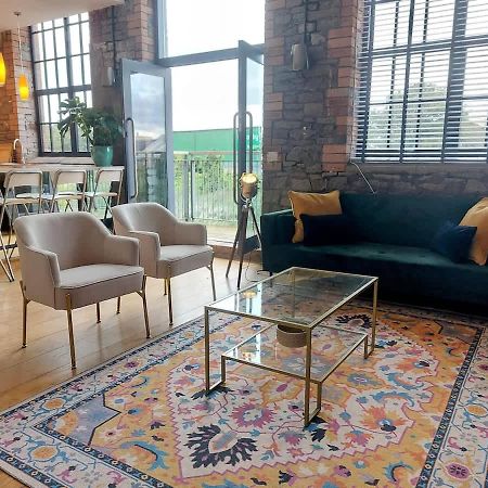 Converted Factory Loft Apartment Бристол Екстериор снимка