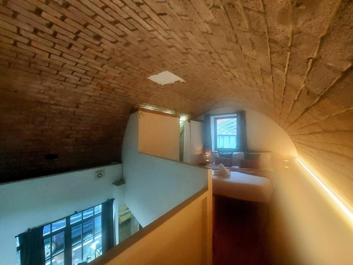 Converted Factory Loft Apartment Бристол Екстериор снимка