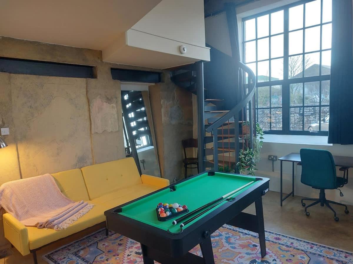 Converted Factory Loft Apartment Бристол Екстериор снимка