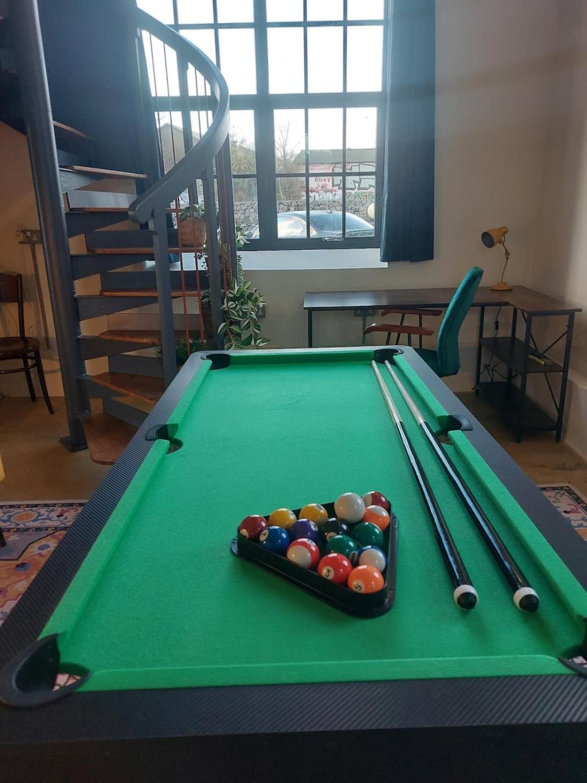 Converted Factory Loft Apartment Бристол Екстериор снимка